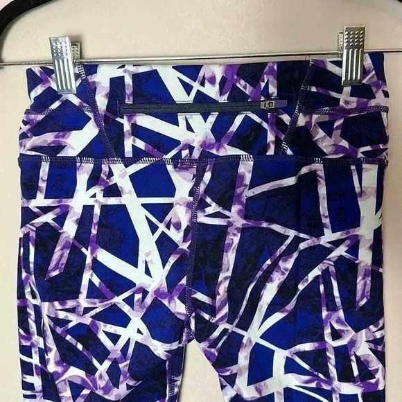 Athleta Floral Geometric Sonar Capri Blue Purple Leggings Womens Size XS - Picture 6 of 15